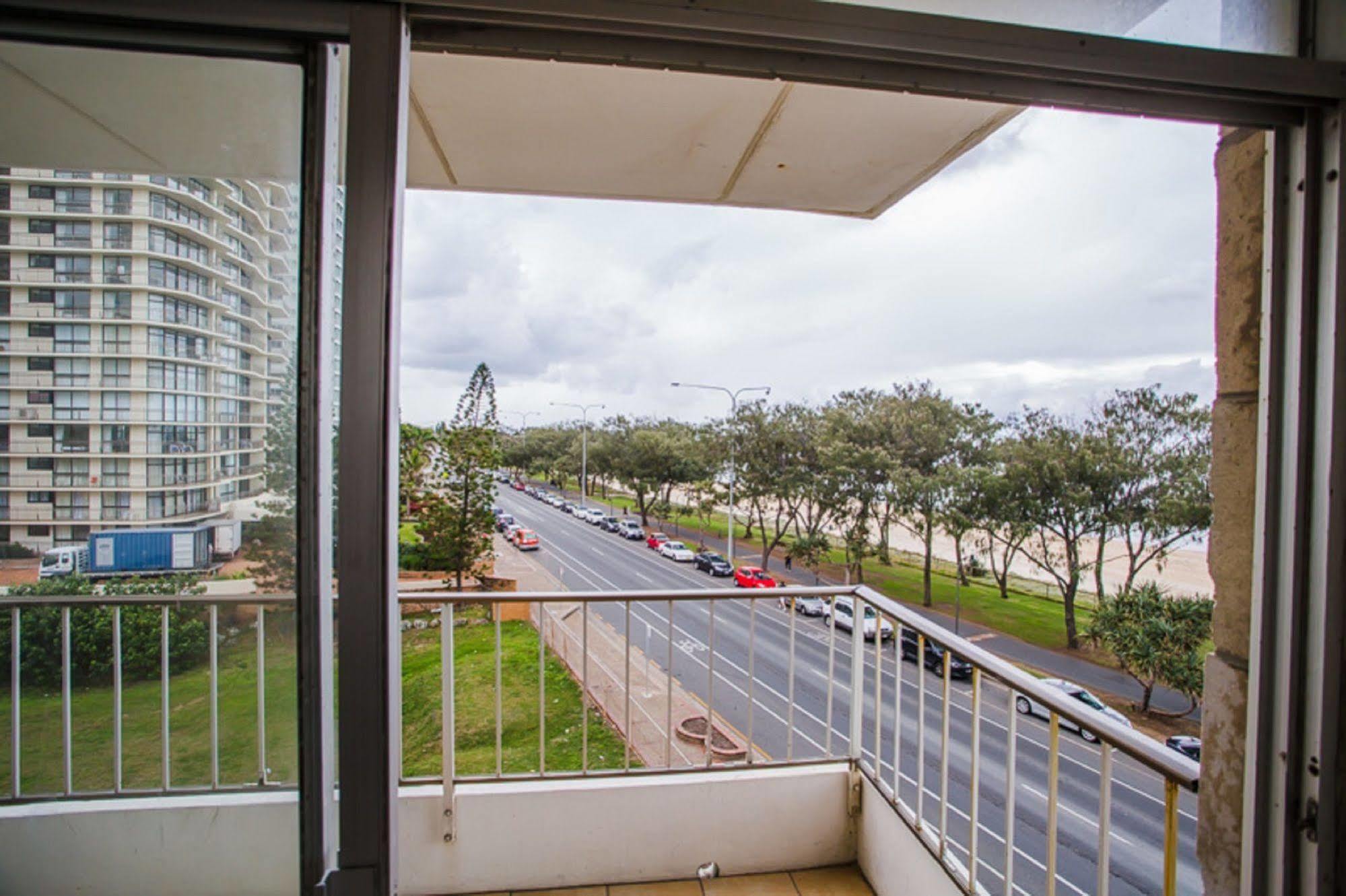 Suntower Holiday Apartments Gold Coast Exterior photo